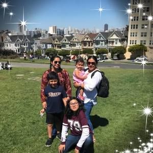 Meet your Posher, Noemi